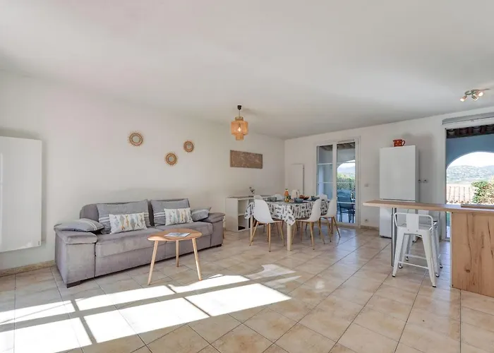 Hébergement de vacances Lou Cepoun By Interhome