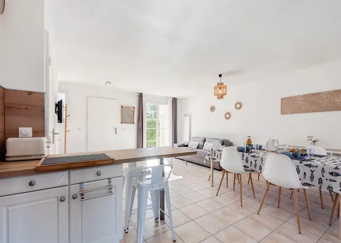 Hébergement de vacances Lou Cepoun By Interhome